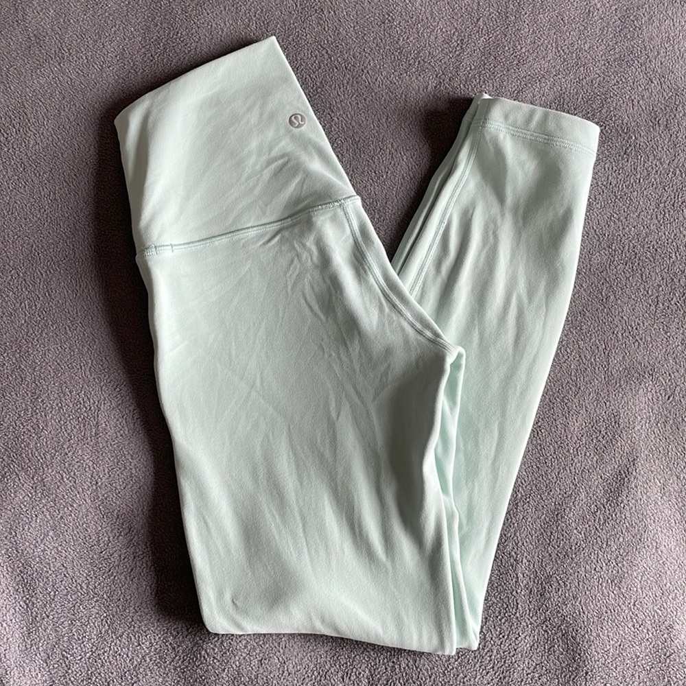 Lululemon align high rise pant 25” in delicate mint